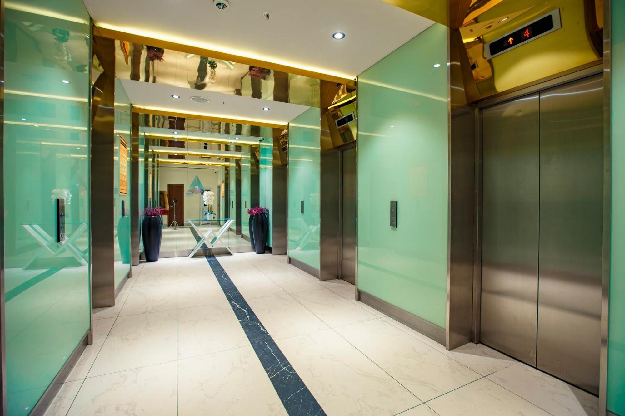 Panorama Orbi Beach Resort Center Suite Batumi Exterior foto